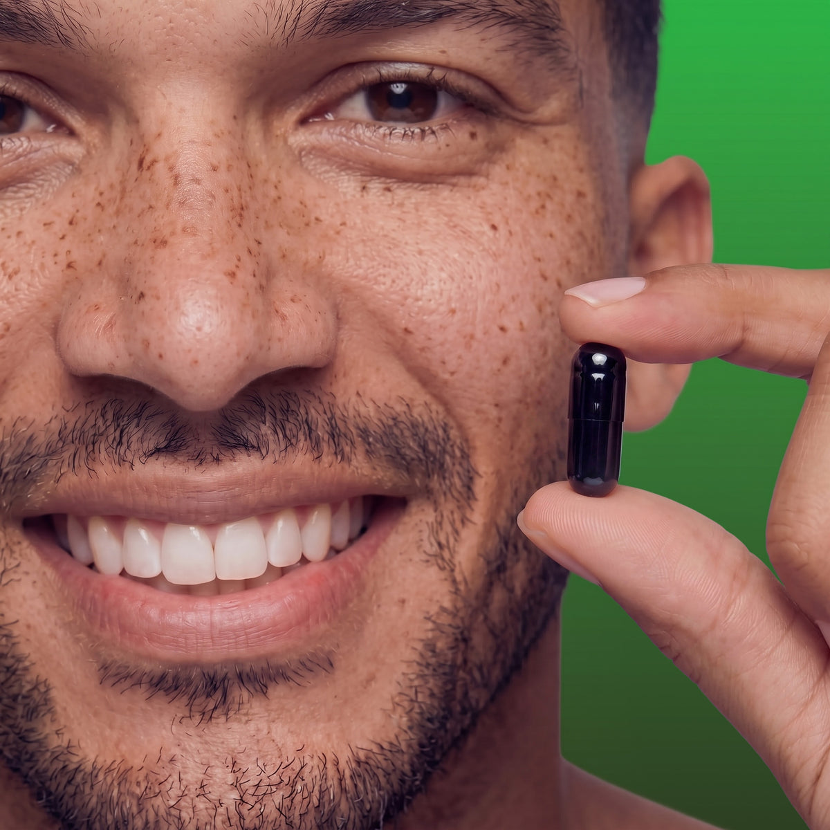 Lifestyle photograph of Onyx Nutra 5-in-1 Shilajit, Sea Moss and Lion's Mane capsules